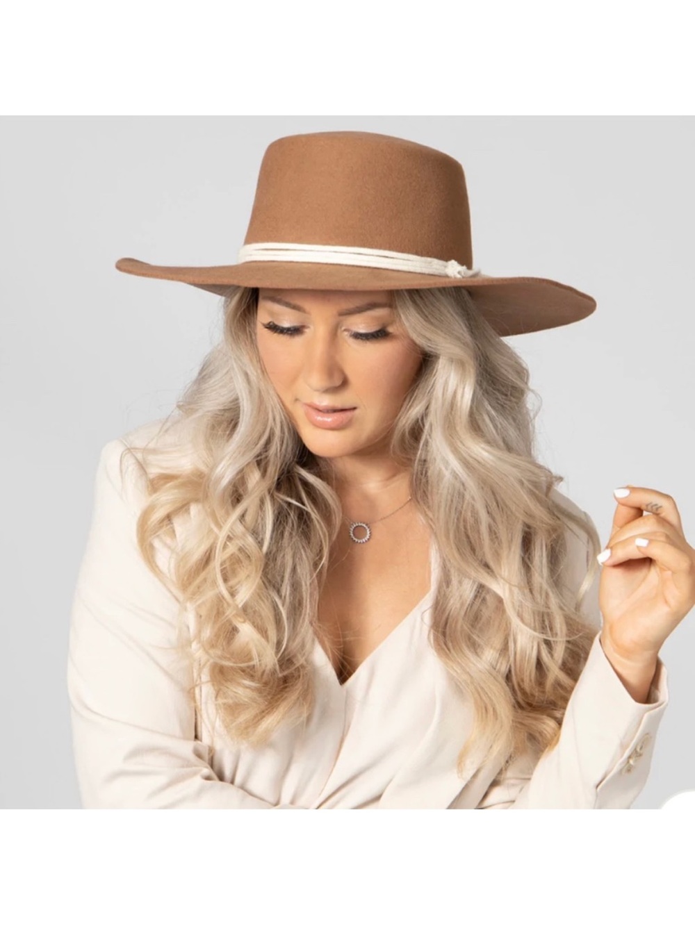 San Diego Hat Company Tan Wide Brim Felt Hat with Cream Braided Band - NWT